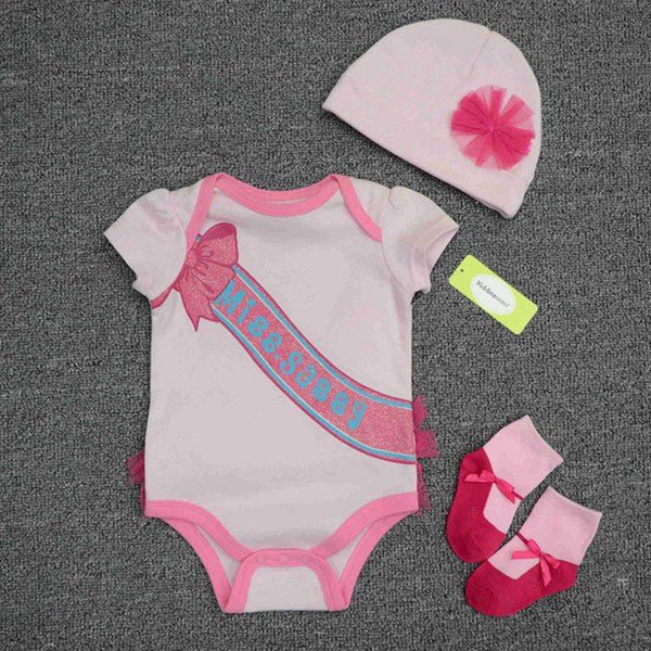 Newborn Bodysuit, Hat & Socks Set